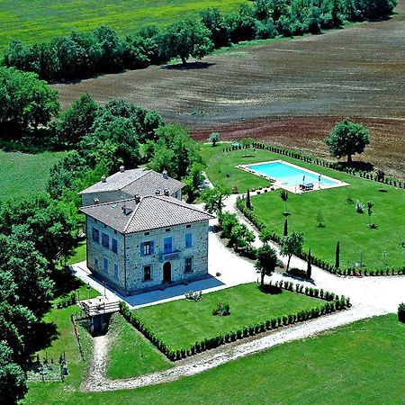 Borgo Il Villino Casole dʼElsa Exterior foto