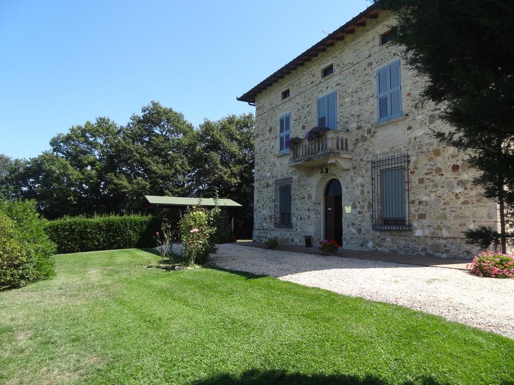 Borgo Il Villino Casole dʼElsa Exterior foto