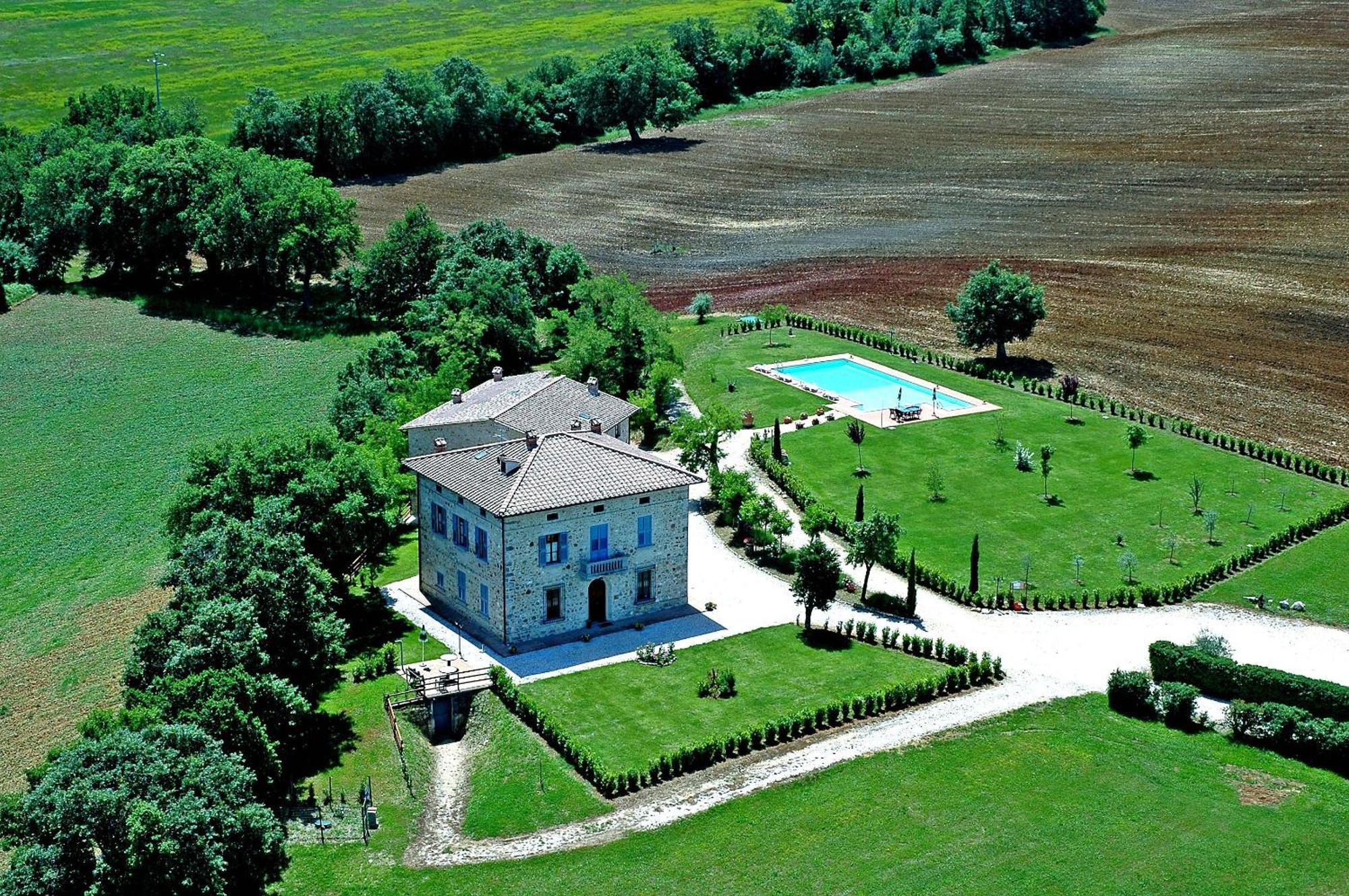 Borgo Il Villino Casole dʼElsa Exterior foto